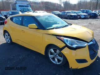 2012 Hyundai Veloster w/Black Int with VIN KMHTC6ADXCU042788, listed as a IAAI auction lot 41854662 with 90,500 mi miles. Bid and sale history available at carsss.com. Image 17.