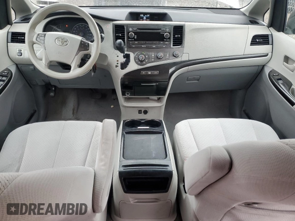 2011 Toyota Sienna LE with VIN 5TDJK3DC0BS006207, listed as a Copart auction lot 52957525 with 163,017 mi miles and Salvage Title. Bid and sale history available at carsss.com. Image 8.