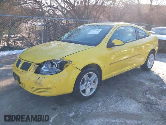 2008 Pontiac G5 with VIN 1G2AL18F487329317, listed as a IAAI auction lot 41403707 with 111,555 mi miles. Bid and sale history available at carsss.com. Image 18.