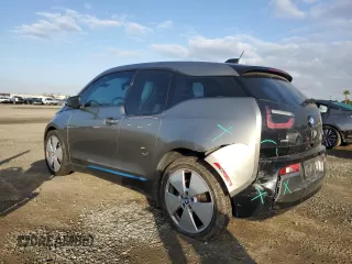 2016 BMW i3 z VIN WBY1Z2C56GV556421, wystawiony jako Copart lot #42644745 z przebiegiem 49 222 mil mil oraz Szkoda całkowita • Salvage title. Historia ofert i sprzedaży dostępna na DreamBid. Obrazek 2.