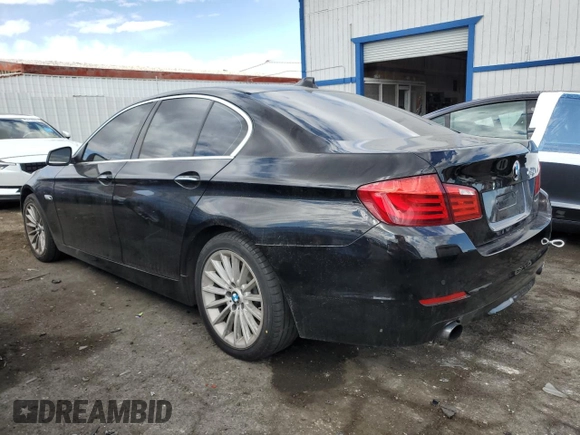 2011 BMW 5 Series 535i z VIN WBAFR7C51BC804161, wystawiony jako Copart lot #54971455 z przebiegiem 194 807 mil mil oraz Tytuł czysty. Historia ofert i sprzedaży dostępna na DreamBid. Obrazek 2.