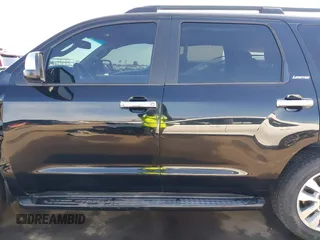 2014 Toyota Sequoia Limited with VIN 5TDKY5G13ES055656, listed as a IAAI auction lot 41616322 with 118,859 mi miles. Bid and sale history available at carsss.com. Image 14.