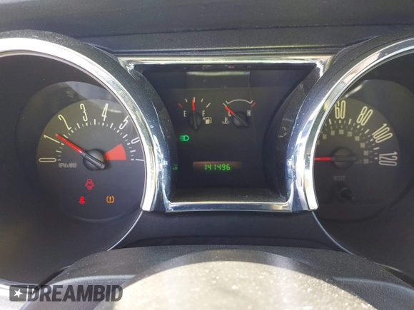 2008 Ford Mustang Deluxe with VIN 1ZVHT84N785153405, listed as a IAAI auction lot 41800507 with 141,496 mi miles and . Bid and sale history available at DreamBid. Image 7.