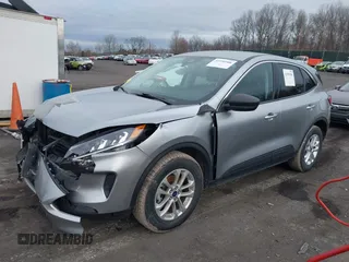 2022 Ford Escape SE with VIN 1FMCU9G69NUB81675, listed as a IAAI auction lot 41950508 with 49,841 mi miles. Bid and sale history available at carsss.com. Image 17.