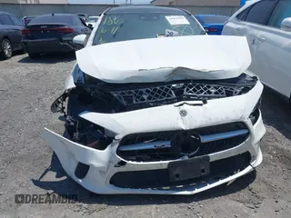 2019 Mercedes-Benz A 220 z VIN WDD3G4EB7KW022688, wystawiony jako IAAI lot #42023919 z przebiegiem 59 968 mil mil oraz . Historia ofert i sprzedaży dostępna na DreamBid. Obrazek 13.