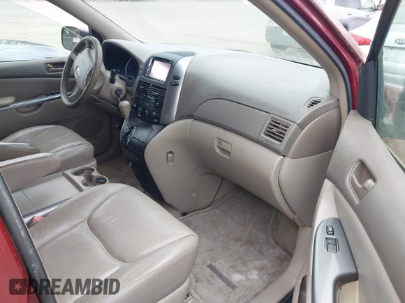 2006 Toyota Sienna LE with VIN 5TDBA23C16S059829, listed as a IAAI auction lot 42262500 with 250,765 mi miles and . Bid and sale history available at DreamBid. Image 5.