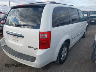 2010 Dodge Grand Caravan SXT with VIN 2D4RN5D17AR444818, listed as a IAAI auction lot 40941591 with Not Provided miles and . Bid and sale history available at DreamBid. Image 4.