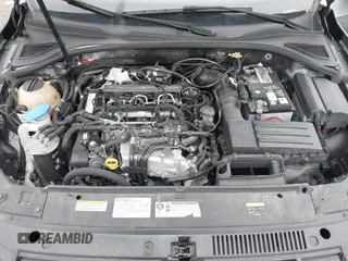 2015 Volkswagen Passat 2.0L TDI SEL Premium with VIN 1VWCV7A34FC094467, listed as a IAAI auction lot 42030825 with 184,517 mi miles. Bid and sale history available at carsss.com. Image 10.
