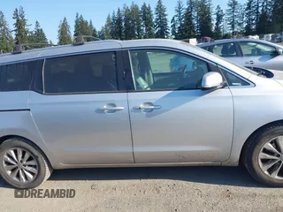 2016 Kia Sedona SX with VIN KNDMC5C19G6140582, listed as a IAAI auction lot 42086075 with 112,474 mi miles. Bid and sale history available at carsss.com. Image 13.