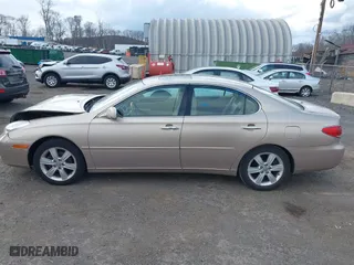 2005 Lexus ES 330 with VIN JTHBA30G255073920, listed as a IAAI auction lot 41886960 with 118,848 mi miles. Bid and sale history available at carsss.com. Image 14.