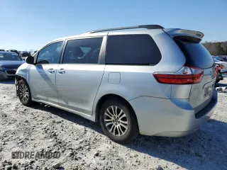 2019 Toyota Sienna XLE Auto Access Seat with VIN 5TDYZ3DC1KS987903, listed as a Copart auction lot 45039385 with 72,017 mi miles and Salvage Title. Bid and sale history available at carsss.com. Image 2.