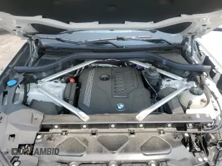2022 BMW X5 xDrive40i z VIN 5UXCR6C06N9L01276, wystawiony jako Copart lot #58276515 z przebiegiem 28 794 mil mil oraz Szkoda całkowita • Salvage title. Historia ofert i sprzedaży dostępna na DreamBid. Obrazek 12.