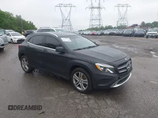 2015 Mercedes-Benz GLA 250 z VIN WDCTG4GB0FJ101026, wystawiony jako IAAI lot #42278818 z przebiegiem 138 453 mil mil oraz . Historia ofert i sprzedaży dostępna na DreamBid. Obrazek 1.