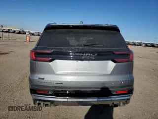 2024 GMC Acadia AWD Denali z VIN 1GKENRKS2RJ194228, wystawiony jako Copart lot #83751564 z przebiegiem 768 mil mil oraz Szkoda całkowita • Salvage title. Historia ofert i sprzedaży dostępna na DreamBid. Obrazek 6.