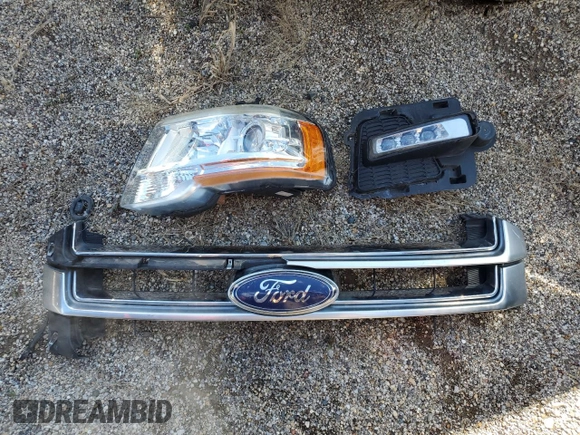 2015 Ford Expedition Platinum with VIN 1FMJU1MT4FEF31597, listed as a Copart auction lot 50066065 with 157,523 mi miles and Salvage title. Bid and sale history available at DreamBid. Image 13.