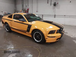 2007 Ford Mustang GT Deluxe with VIN 1ZVFT82H375345231, listed as a IAAI auction lot 41651818 with 121,911 mi miles and . Bid and sale history available at DreamBid. Image 1.