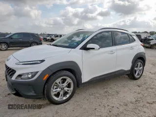 2022 Hyundai Kona SEL с VIN KM8K6CAB0NU892271, выставлен на аукционе Copart как лот 57277745 с пробегом 13 248 миль миль и Списание • Salvage title. История ставок и продаж доступна на DreamBid. Изображение 1.