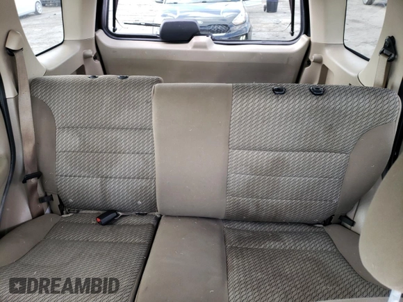 2003 Ford Escape XLT Popular 2 with VIN 1FMCU931X3KB89657, listed as a Copart auction lot 70283764 with 214,990 mi miles and Salvage Title. Bid and sale history available at carsss.com. Image 10.