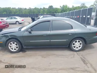 2002 Mercury Sable GS with VIN 1MEFM50U22G652576, listed as a IAAI auction lot 42079653 with 303,276 mi miles and . Bid and sale history available at DreamBid. Image 14.