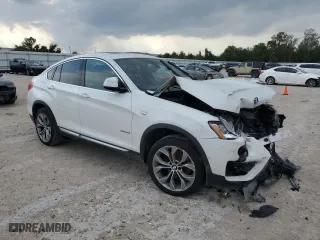 2018 BMW X4 xDrive28i with VIN 5UXXW3C52J0T82571, listed as a Copart auction lot 70030662 with 0 mi miles. Bid and sale history available at carsss.com. Image 4.