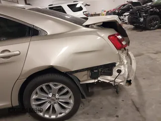 2018 Ford Taurus Limited с VIN 1FAHP2F87JG124059, выставлен на аукционе IAAI как лот 42080931 с пробегом 64 680 миль миль и . История ставок и продаж доступна на DreamBid. Изображение 6.