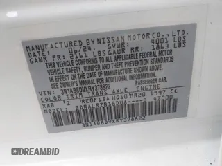 2024 Nissan Sentra SR with VIN 3N1AB8DVXRY378822, listed as a IAAI auction lot 42279641 with 8,042 mi miles and . Bid and sale history available at DreamBid. Image 9.