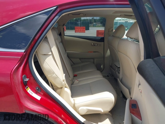 2010 Lexus RX 350 z VIN 2T2BK1BA6AC064612, wystawiony jako IAAI lot #42499301 z przebiegiem 190 937 mil mil oraz . Historia ofert i sprzedaży dostępna na DreamBid. Obrazek 8.