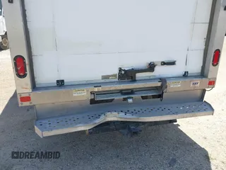 2018 Ford Transit с VIN 1FDBF8ZM3JKA71142, выставлен на аукционе IAAI как лот 42197360 с пробегом 90 124 миль миль и . История ставок и продаж доступна на DreamBid. Изображение 6.
