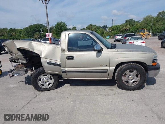 2002 Chevrolet Silverado 1500 with VIN 1GCEC14W12Z347272, listed as a IAAI auction lot 42080486 with 318,858 mi miles. Bid and sale history available at carsss.com. Image 14.
