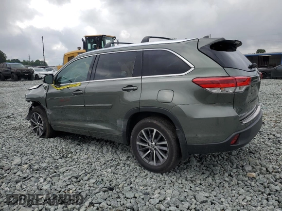 2018 Toyota Highlander SE with VIN 5TDJZRFH8JS888491, listed as a Copart auction lot 61197555 with Not provided miles and Salvage title. Bid and sale history available at DreamBid. Image 2.