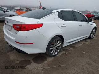 2015 Kia Optima SX Turbo with VIN 5XXGR4A67FG443719, listed as a IAAI auction lot 41500807 with 235,512 mi miles. Bid and sale history available at carsss.com. Image 4.