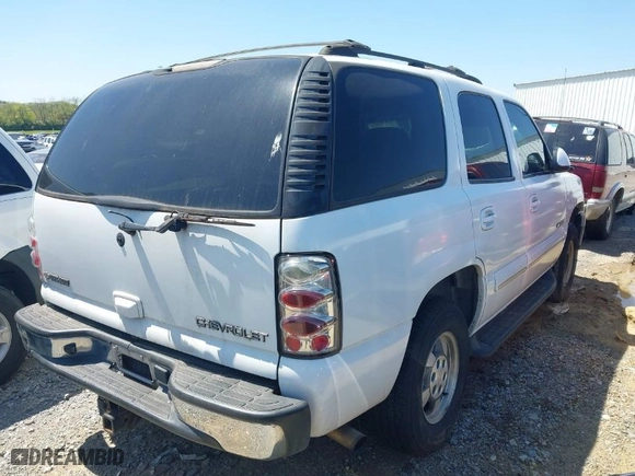 2003 Chevrolet Tahoe LS with VIN 1GNEK13ZX3J208960, listed as a IAAI auction lot 42015424 with 336,642 mi miles. Bid and sale history available at carsss.com. Image 4.