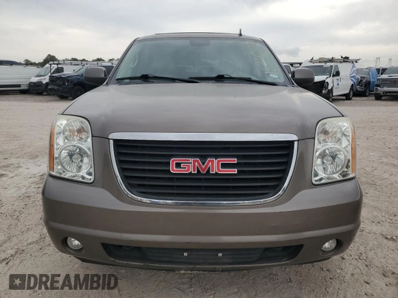 2013 GMC Yukon XL SLT with VIN 1GKS1KE01DR305054, listed as a Copart auction lot 54831015 with 158,054 mi miles and Salvage Title. Bid and sale history available at DreamBid. Image 5.