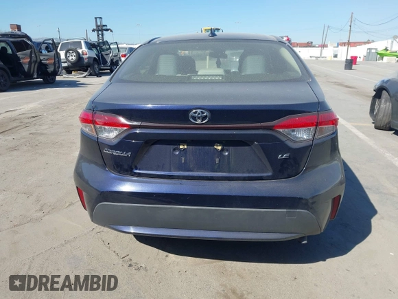 2020 Toyota Corolla LE with VIN JTDEPRAE4LJ093104, listed as a IAAI auction lot 41827963 with 69,780 mi miles. Bid and sale history available at carsss.com. Image 16.