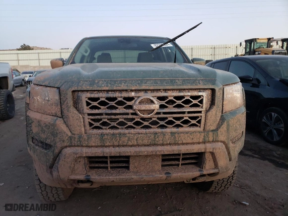 2023 Nissan Frontier PRO-4X with VIN 1N6ED1EK4PN600265, listed as a Copart auction lot 82238324 with 12,490 mi miles and Salvage Title. Bid and sale history available at carsss.com. Image 5.