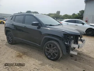 2019 Jeep Compass High Altitude z VIN 3C4NJDCB7KT754638, wystawiony jako Copart lot #66905744 z przebiegiem 58 838 mil mil oraz Szkoda całkowita • Salvage title. Historia ofert i sprzedaży dostępna na DreamBid. Obrazek 4.
