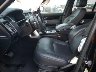 2019 Land Rover Range Rover HSE with VIN SALGS2SV7KA541100, listed as a Copart auction lot 86138804 with Not provided miles and Salvage title. Bid and sale history available at DreamBid. Image 7.