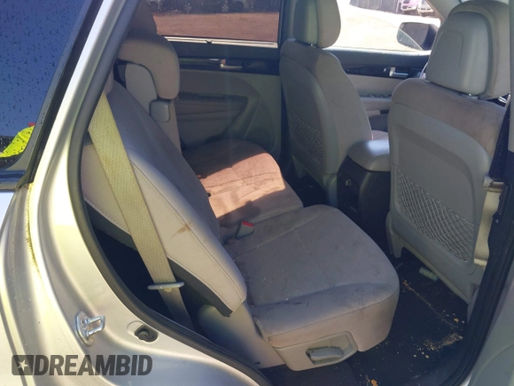 2014 Kia Sorento LX with VIN 5XYKT4A63EG457302, listed as a IAAI auction lot 41859779 with 122,724 mi miles. Bid and sale history available at carsss.com. Image 8.