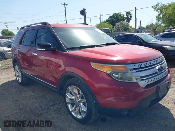2014 Ford Explorer XLT with VIN 1FM5K7D82EGA59120, listed as a IAAI auction lot 42005255 with 159,791 mi miles. Bid and sale history available at carsss.com. Image 13.
