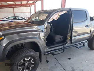 2017 Toyota Tacoma SR5 с VIN 3TMCZ5AN9HM062936, выставлен на аукционе IAAI как лот 42236311 с пробегом 60 479 миль миль и . История ставок и продаж доступна на DreamBid. Изображение 6.