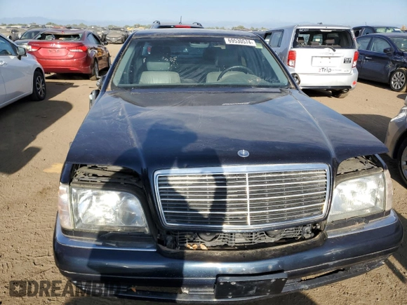 1999 Mercedes-Benz S 320/430/500 z VIN WDBGA33G6XA407104, wystawiony jako Copart lot #69530574 z przebiegiem Nie podano mil oraz Czysty tytuł • Clean title. Historia ofert i sprzedaży dostępna na DreamBid. Obrazek 5.