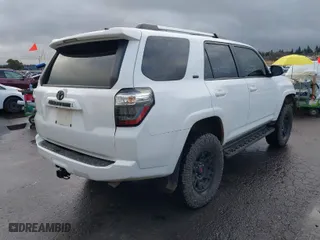 2020 Toyota 4Runner SR5 with VIN JTEBU5JR4L5812184, listed as a IAAI auction lot 41206002 with 69,278 mi miles. Bid and sale history available at carsss.com. Image 4.