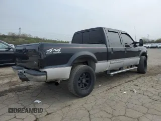 2000 Ford Super Duty F-250 XL with VIN 1FTNW21F0YEE33223, listed as a Copart auction lot 54834645 with 398,000 mi miles and Clean Title. Bid and sale history available at carsss.com. Image 3.