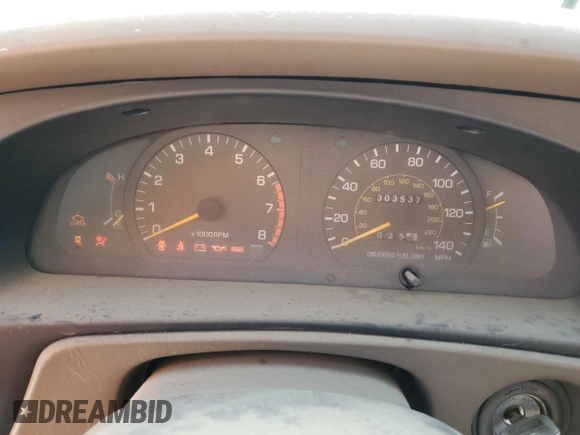 1996 Toyota Camry DX with VIN JT2BG12K7T0351784, listed as a Copart auction lot 52815345 with 303,537 mi miles and Clean Title. Bid and sale history available at carsss.com. Image 9.