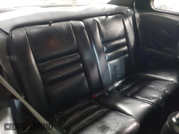 1998 Ford Mustang GT z VIN 1FAFP42X3WF207288, wystawiony jako Copart lot #45158425 z przebiegiem 165 311 mil mil oraz Szkoda całkowita • Salvage title. Historia ofert i sprzedaży dostępna na DreamBid. Obrazek 10.