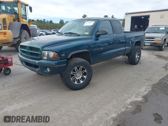 1998 Dodge Dakota SLT with VIN 1B7GG22XXWS625292, listed as a IAAI auction lot 41704917 with 158,629 mi miles and . Bid and sale history available at carsss.com. Image 2.