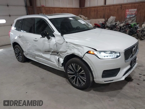 2020 Volvo XC90 Momentum with VIN YV4102PK4L1531480, listed as a IAAI auction lot 41990921 with 68,989 mi miles. Bid and sale history available at carsss.com. Image 1.