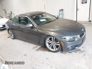 2019 BMW 4 Series 430i xDrive z VIN WBA4Z3C52KEF32159, wystawiony jako IAAI lot #42589817 z przebiegiem 50 378 mil mil oraz . Historia ofert i sprzedaży dostępna na DreamBid. Obrazek 1.