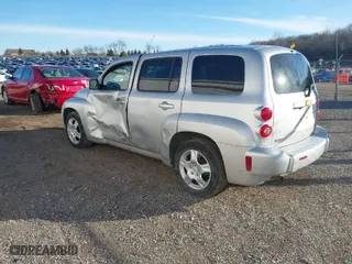 2011 Chevrolet HHR LT w/1LT with VIN 3GNBABFW4BS650532, listed as a IAAI auction lot 41492195 with 127,964 mi miles. Bid and sale history available at carsss.com. Image 3.