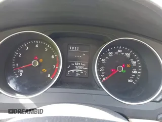 2015 Volkswagen Jetta SE с VIN 3VWD07AJ2FM357720, выставлен на аукционе IAAI как лот 42281983 с пробегом 92 965 миль миль и . История ставок и продаж доступна на DreamBid. Изображение 7.